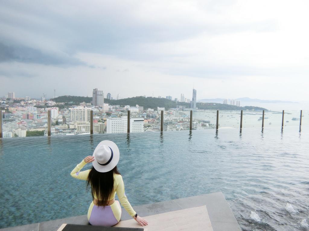 Llx Apartments At The Base Condo Pattaya Εξωτερικό φωτογραφία