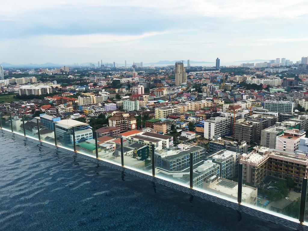 Llx Apartments At The Base Condo Pattaya Εξωτερικό φωτογραφία