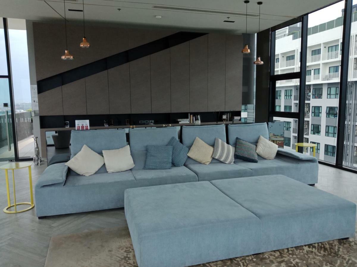 Llx Apartments At The Base Condo Pattaya Εξωτερικό φωτογραφία